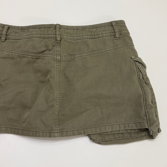 Garage Khaki‎ Green Cargo  Mini Skort size M - Picture 8 of 9